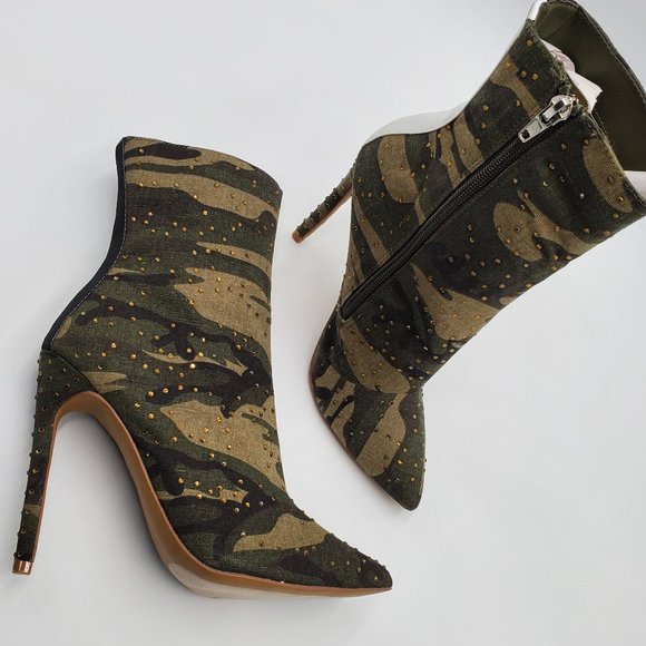 Steve Madden Rhinestone Studded Camouflage Booties - NWOT - Picture 16 of 16